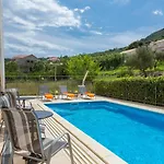 Villa Prestige